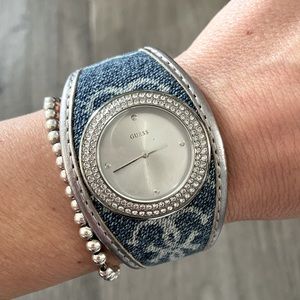 New With Tags Ladies GUESS Watch Bracelet